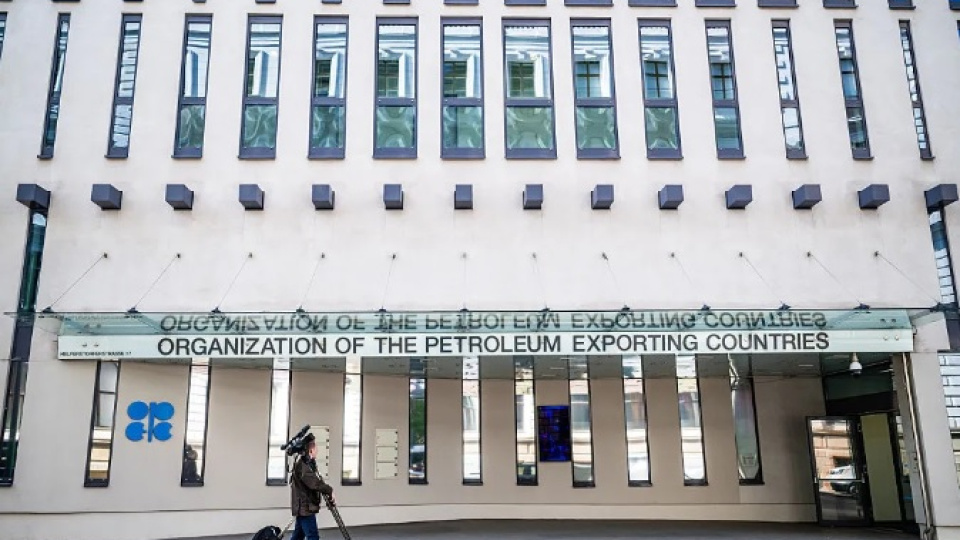 BAE’nin OPEC Ayrılığı: Pazar Dinamikleri ve Güncel Güç Dengeleri