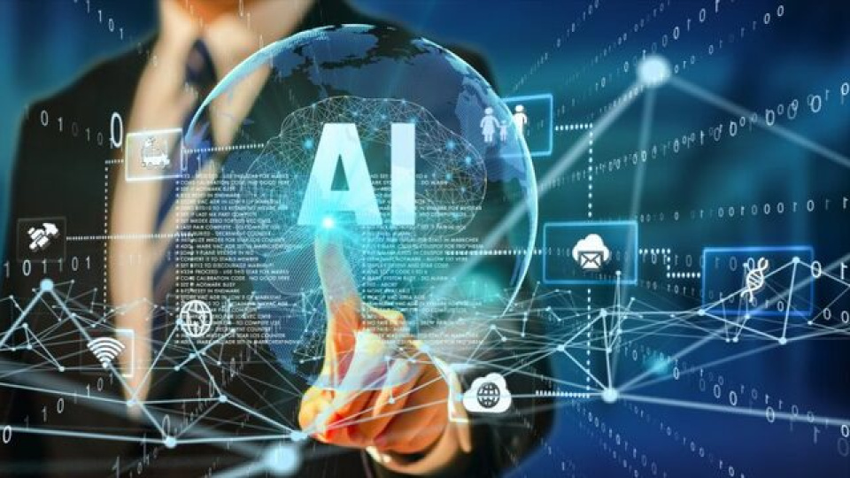 ClickUp’da Yapay Zeka Dönüşümü: İşten Çıkarmalar Verimsizliği Göstermiyor, Radikal Strateji İçin Adım Atılıyor