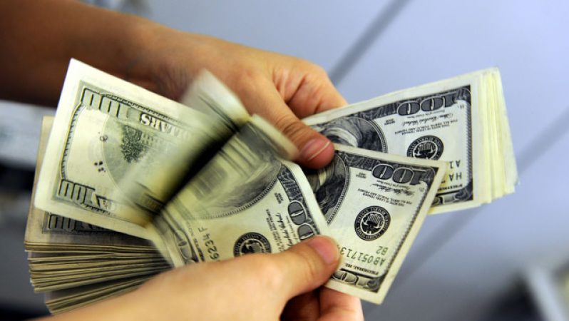 Döviz Mevduatlarında Son Haftaların Dalgalı Seyri ve Nisan Sonu Gerilemesi