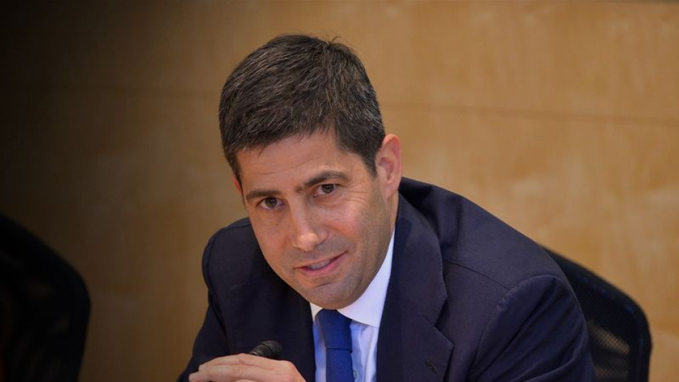 Fed Başkanı Warsh Görevine Resmen Başlıyor: Beyaz Saray Töreni ve Politik Tartışmalar