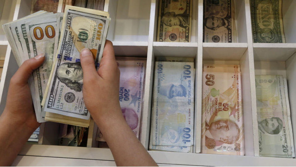 Firmaların Yurt Dışı Dövizinin TL’ye Dönüşüm Teşviki Uzatma Tebliği – Resmi Gazete’de Yayımlandı