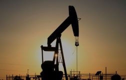 Hürmüz Boğazı ve İran İradenin Petrol Piyasaları Üzerindeki Belirsizliği Yeniden Ağırlıyor