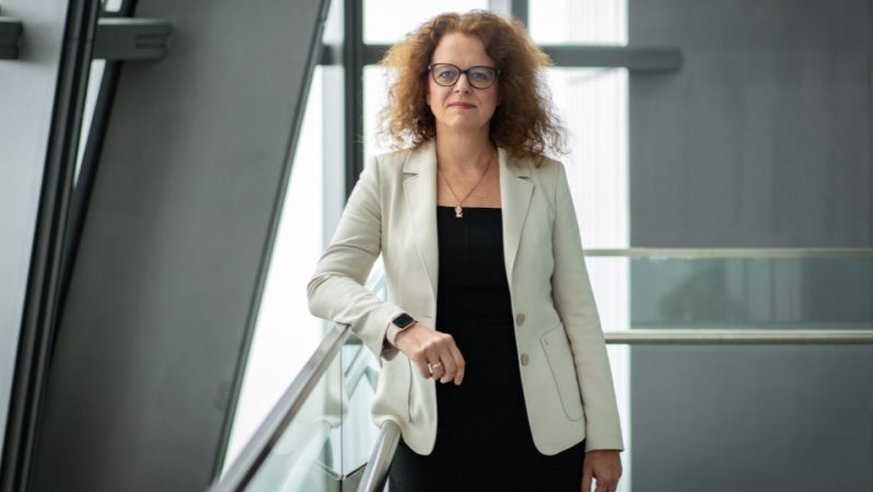 İran Savaşının Enflasyon Üzerindeki Potansiyel Etkisi ve ECB Perspektifi: Şahin Mesajlar ve Piyasa Beklentileri