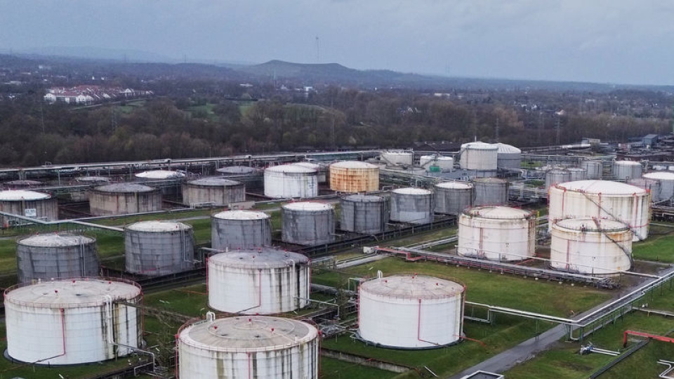 Japonya’nın Rezerv Petrolü Piyasaya Sürme Politikası ve Hürmüz Boğazı Gerginliği