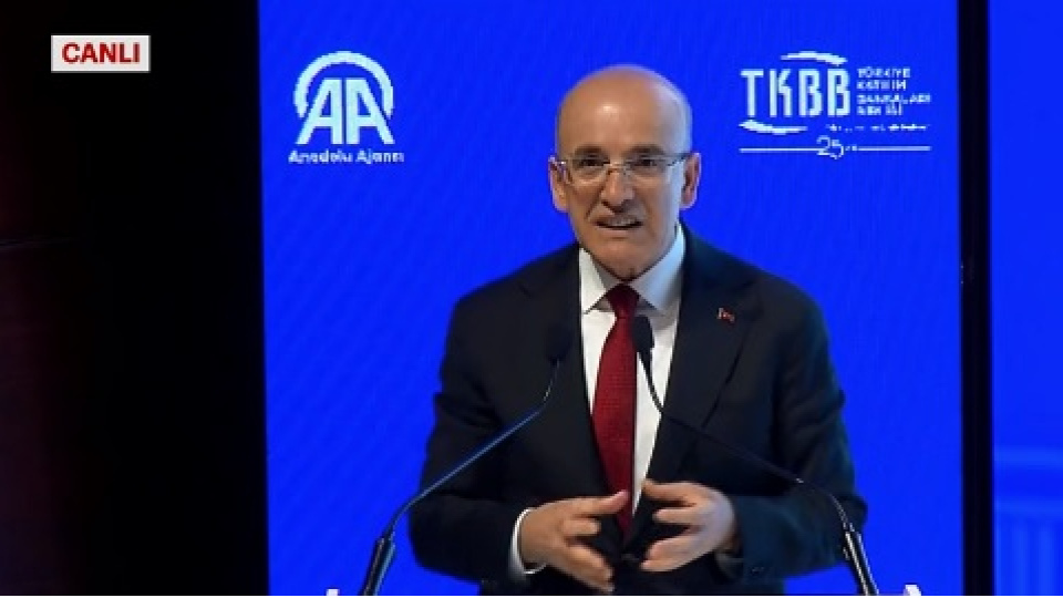 Mehmet Şimşek: Küresel belirsizlikler ve Türkiye için yollar