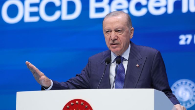 OECD Beceriler Zirvesi: Değişimin Yönetimi ve Nesiller Arası Yetenek Gözetimi