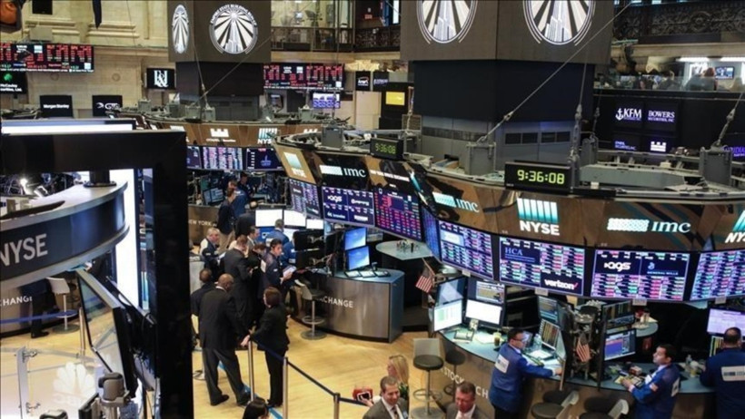 Oynaklık Düşüşünün Uzun Takipleri ve Uzun Vadeli Fırsatlar: S&P 500 ve Arkasındaki Dinamikler