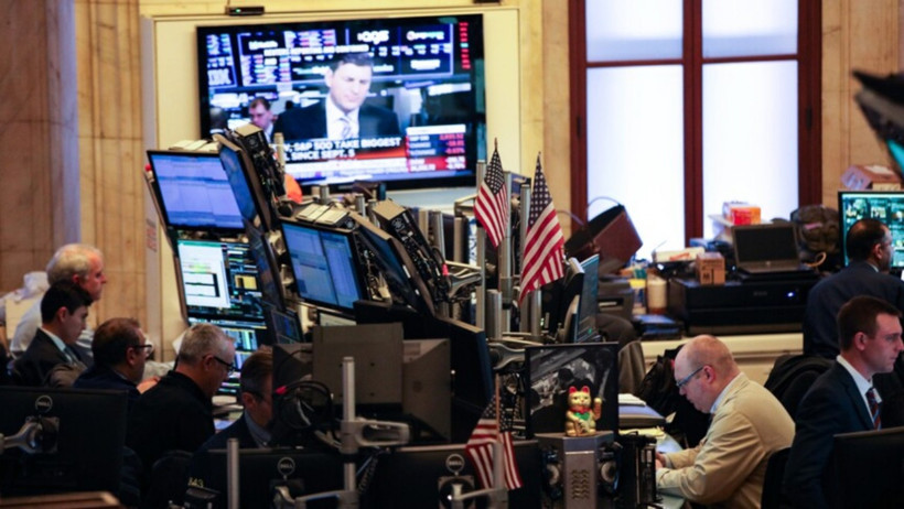 Oynaklık Düşüşünün Uzun Takipleri ve Uzun Vadeli Fırsatlar: S&P 500 ve Arkasındaki Dinamikler