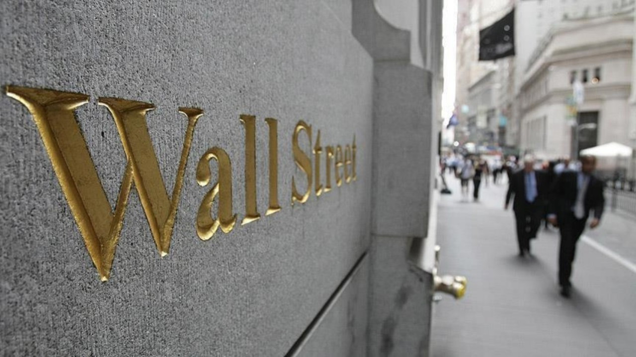 Oynaklık Düşüşünün Uzun Takipleri ve Uzun Vadeli Fırsatlar: S&P 500 ve Arkasındaki Dinamikler