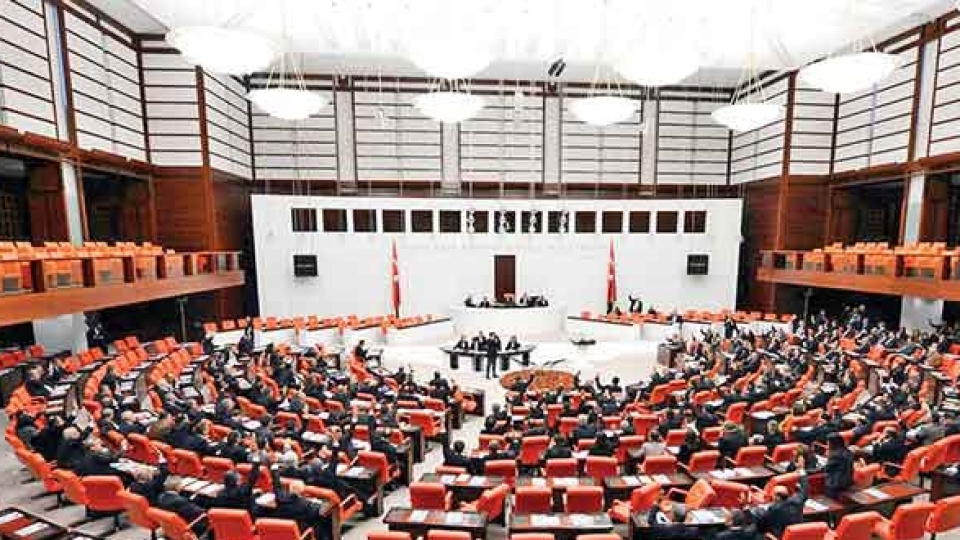 Siyasi ve Uluslararası Gelişmeleri Gün Canlı Takip