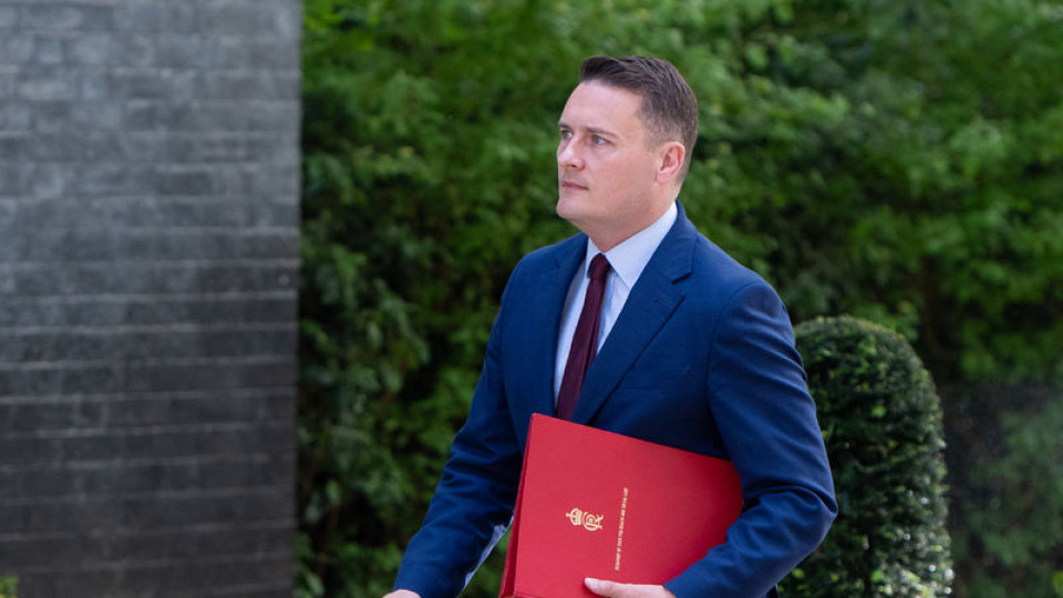 Streeting’in İstifa Çağrısının Ardındaki Cepheler ve Seçim Sonuçlarının Yankıları