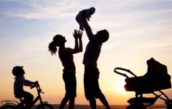Türkiye’de İş ve Aile Yaşamı Dengesi: Bakım Sorumluluklarının İstihdama Yansımaları (2025 TÜİK)
