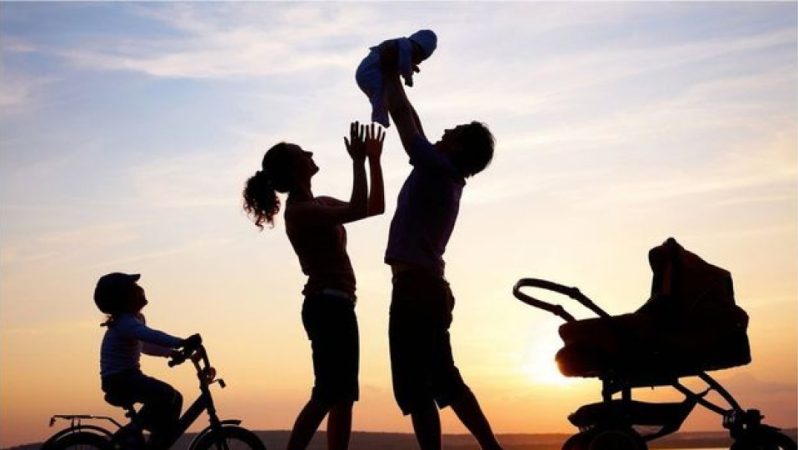 Türkiye’de İş ve Aile Yaşamı Dengesi: Bakım Sorumluluklarının İstihdama Yansımaları (2025 TÜİK)