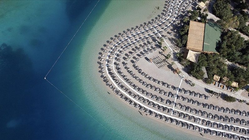 Türkiye’nin 2026 Mavi Bayrak Başarısı: İller ve Halk Plajlarıyla Güçlenen Kıyı Vizyonu