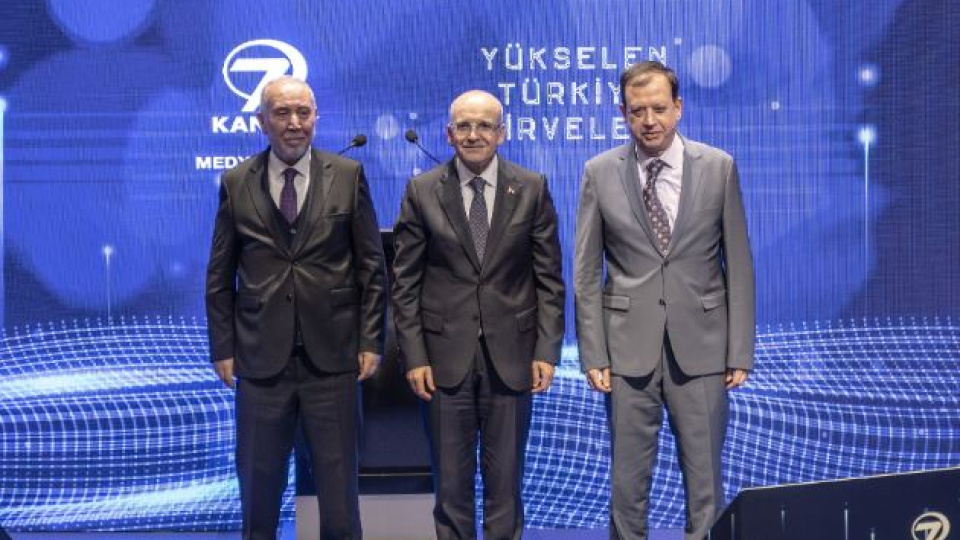 Yükselen Türkiye: Enflasyonla Mücadele ve Jeopolitik Riskler Işığında Ekonomi Notları