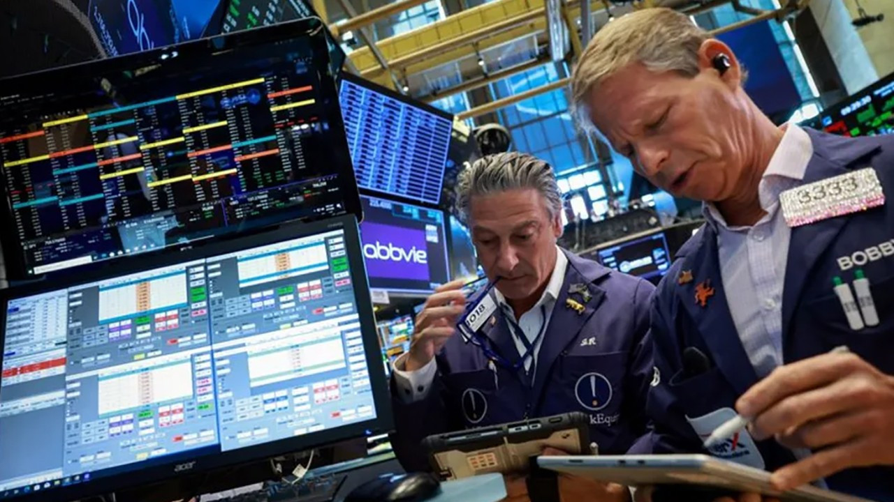 ABD Borsaları ve Nasdaq’ta Düşüş Baskısı; Teknoloji Hisseleri ve Enflasyon Verileri Ön Planda