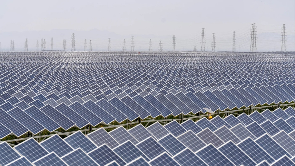 Çin’in Kurulu Elektrik Üretim Kapasitesi 4 Milyar kW’ı Aştı: Yenilenebilir Enerji Yolu Şekillendirdi