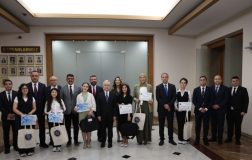 Finansal Okuryazarlık ve Dijital Güvenlik: Toplumsal Bilinçlendirme Stratejileri
