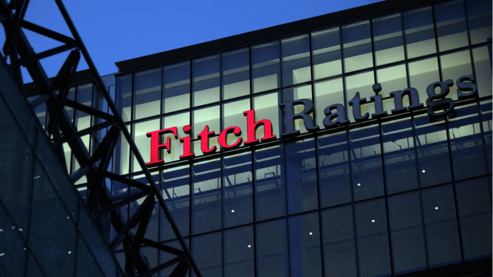 Fitch: Hürmüz Boğazı Kapanışının Etkileri ve 2026 Piyasa Görünümü