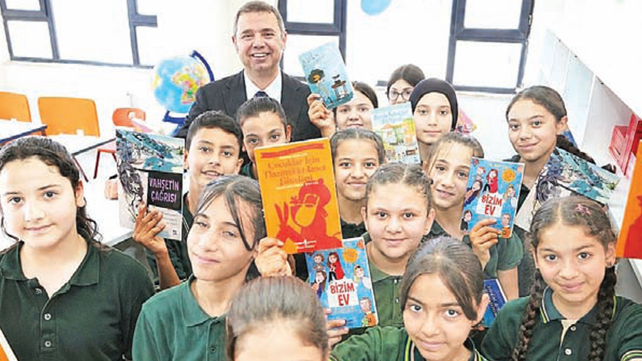 Hatay’da Anadolu Sigorta Kütüphaneleriyle Çocukların Eğitim Yolculuğu