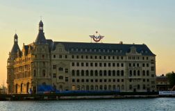 Haydarpaşa Garı’nda Restore edilen üç cephe, özgün mimariye yeniden kavuşuyor