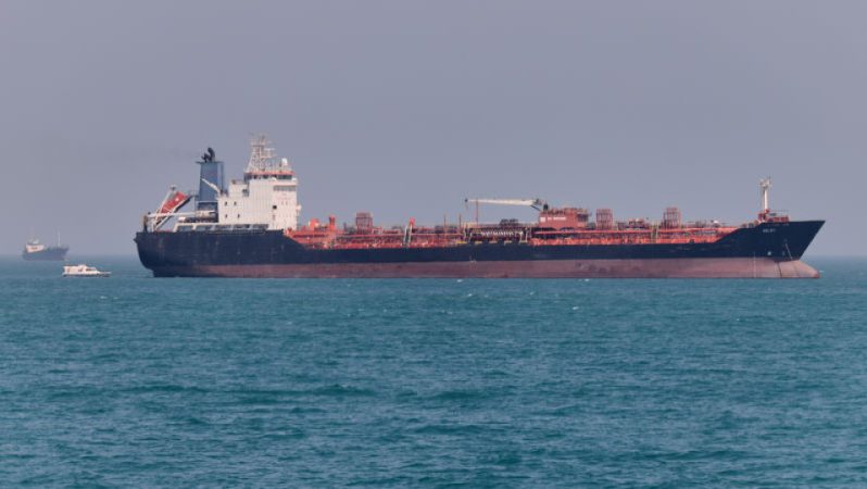 İran Petrolünün Uluslararası Akışı ve Piyasa Tepkileri: Beklentiler ve Riskler