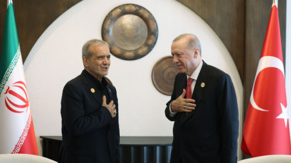 İran ve Türkiye: Liderler Arasındaki Görüşmede Bölgesel ve Küresel Yansımalar