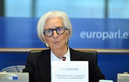 Lagarde: Enflasyon Hedefine Uygun Stratejiler ve Piyasa Beklentileri – Avrupa Merkez Bankası Açıklamaları