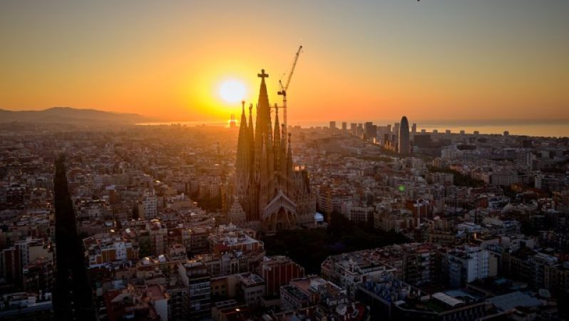 Sagrada Familia’da Yapısal Dönüm Noktası: LOCTITE EA 9497 ile Taş ve Çelik Birlikteliği