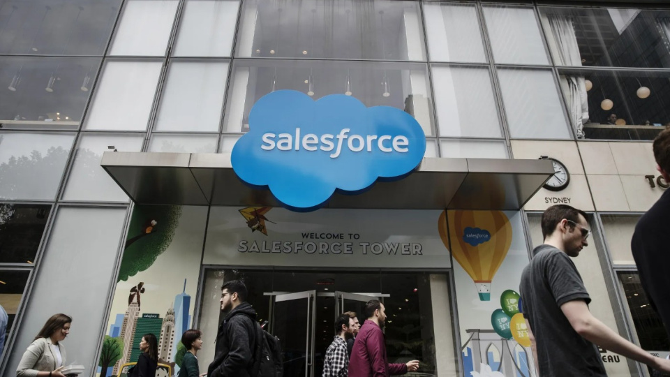 Salesforce, Fin’i 3,6 Milyar Dolara Satın Alarak Yapay Zeka Destekli Hizmetleri Güçlendiriyor