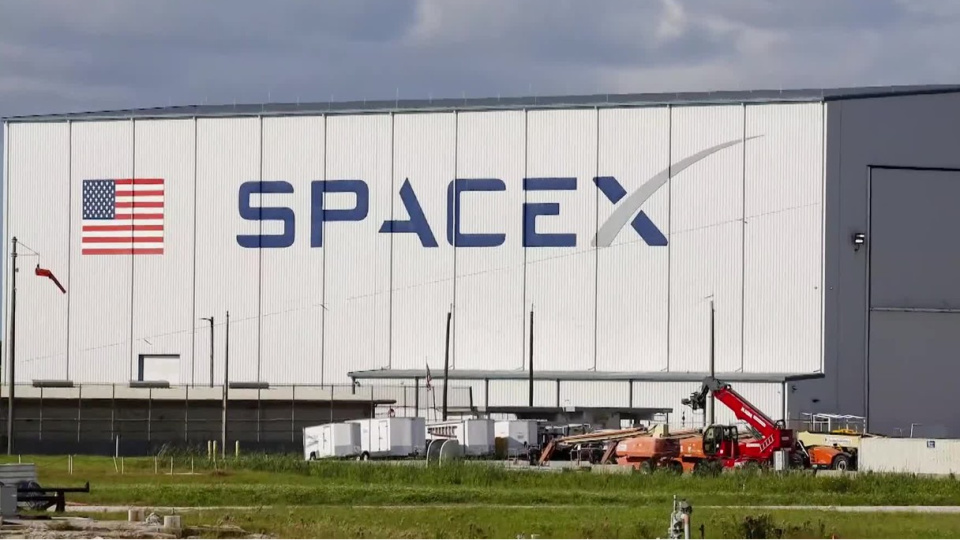 SpaceX Halka Arzı: Rekor ve Piyasa Değeri Reklamı