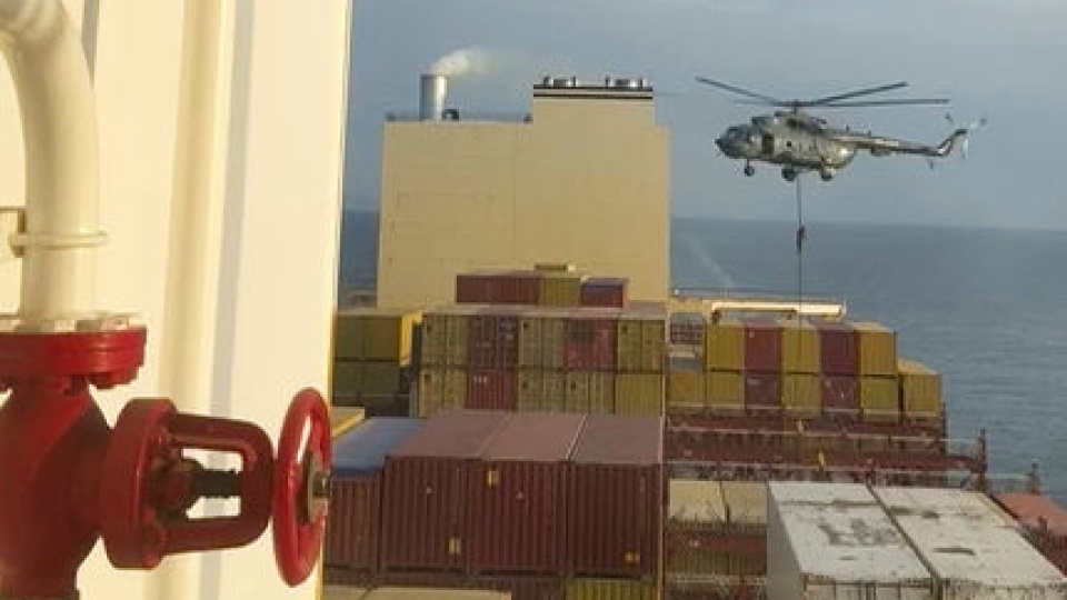 Süper Sıkışma mı, Süper Döngü mü? Emtia Piyasalarında Belirsizlik ve Katarlar