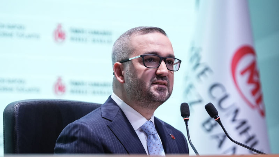 TCMB Başkanı Karahan’ın Enflasyon ve Makroekonomik Görünüm Sunumu: Kısa Vadeli Dinamikler ve Jeopolitik Etkiler