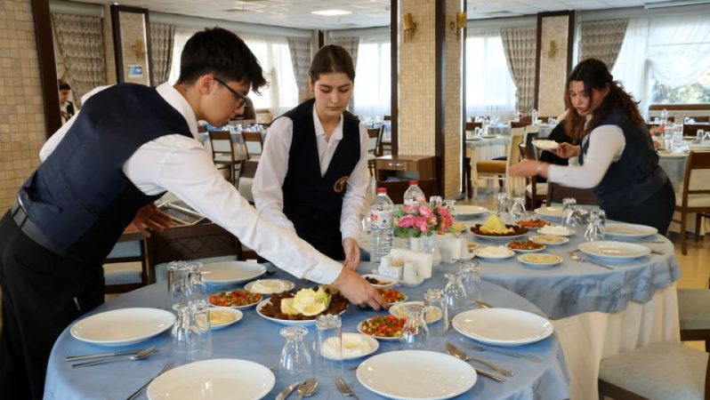 Ticaret Bakanlığı Denetimleri: Servis Ücreti ve Fiyat Şeffaflığı Üzerine Yeni Uygulamalar