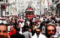 Türkiye’ye Gelen ve Türkiye’den Giden Göç İstatistikleri (2025) – Ülkeler ve Şehirler Bazında Dağılım