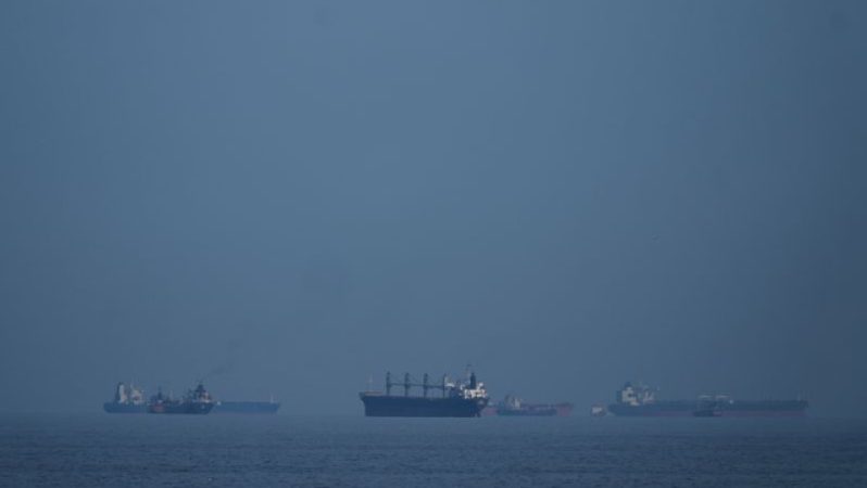 Umman Körfezi’nde Yineleyen Gemi İzleme Raporu: Kıta Sinyalleri ve Boğaz Trafiği