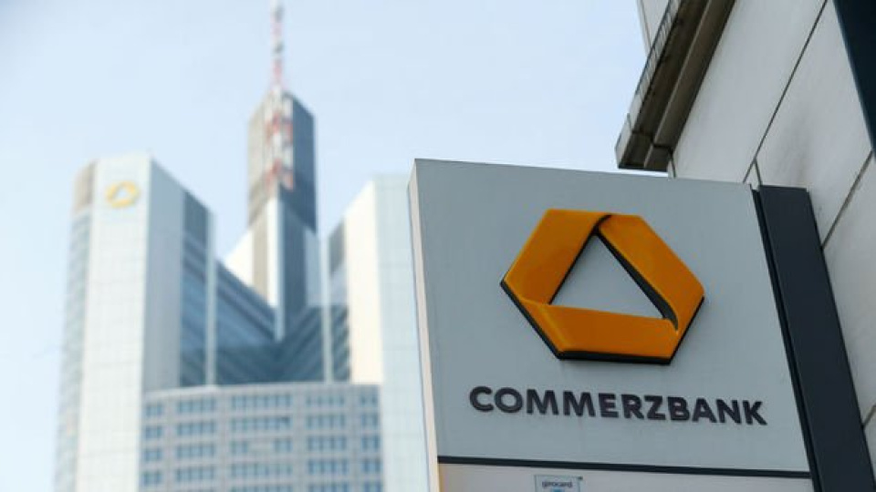 UniCredit–Commerzbank Teklifi Bedel ve Hükümet Kararı: Deutsche Bank için Yeni Bir Bakış